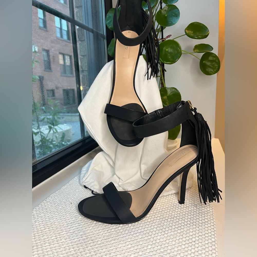 Aldo Celena Black Stiletto Sandal Tassel 7 US